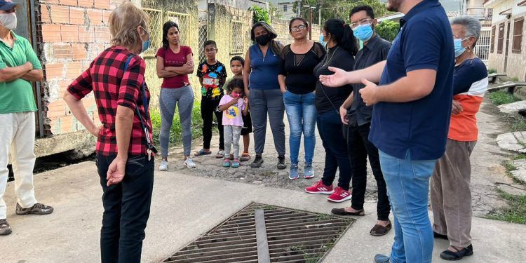 Naguanagua: Concejal Marlon Díaz exigió limpieza del canal drenaje pluvial “24 de Julio” e hizo llamado de consciencia a los vecinos