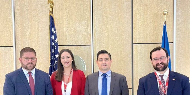 EEUU: Sostienen reunión con USCIS para ratificar necesidad de extensión del TPS para venezolanos