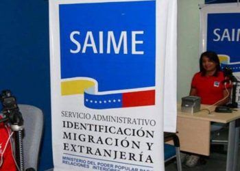 Gustavo Vizcaíno: Impresoras arcaicas del Saime no cubren la demanda de pasaportes a diario
