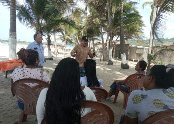 Puerto Cabello: Estudiantes de comunicación social de la Universidad Católica Santa Rosa expusieron proyecto a vecinos de El Palito
