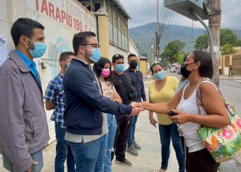 Carabobo: Concejal Marlon Díaz recorrió municipio Naguanagua escuchando problemáticas