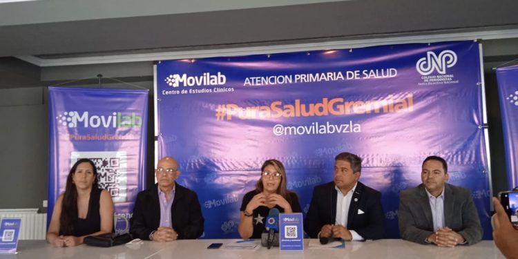 Colegio Nacional de Periodistas y Movilab firman convenio de salud