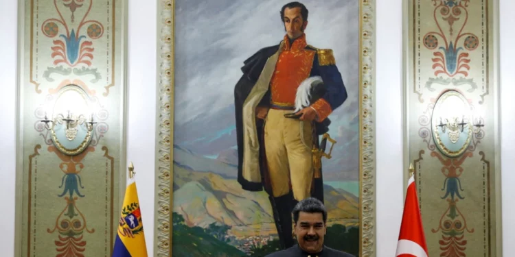 Nicolás Maduro: Visita a Turquía, invita a invertir en el país