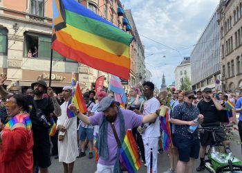 Noruega: Cancelan marcha del Orgullo, tras tiroteo en un pub gay de Oslo que arrojó dos muertos y 21 heridos