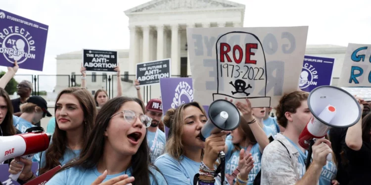 Corte Suprema anula derecho constitucional al aborto en EEUU (+ Video)