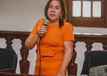 Zaida Vahlis: «Hay que resolver retardos procesales en Bolívar»