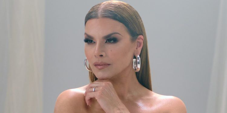 Olga Tañón sigue sorprendiendo a su público con una nueva versión del éxito mundial “Tú me quemas”