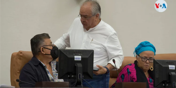 Nicaragua: Ortega ilegaliza la Academia Nicaragüense de la Lengua