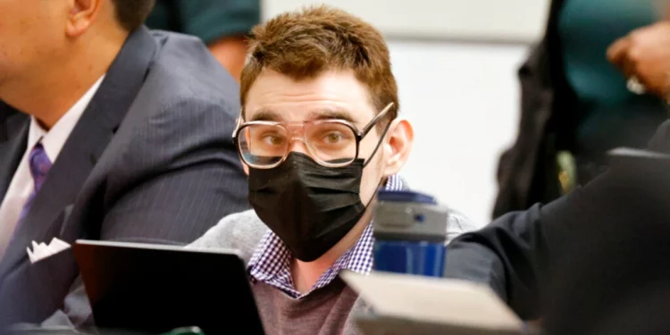 El asesino de la escuela de Parkland se enfrenta a la pena de muerte