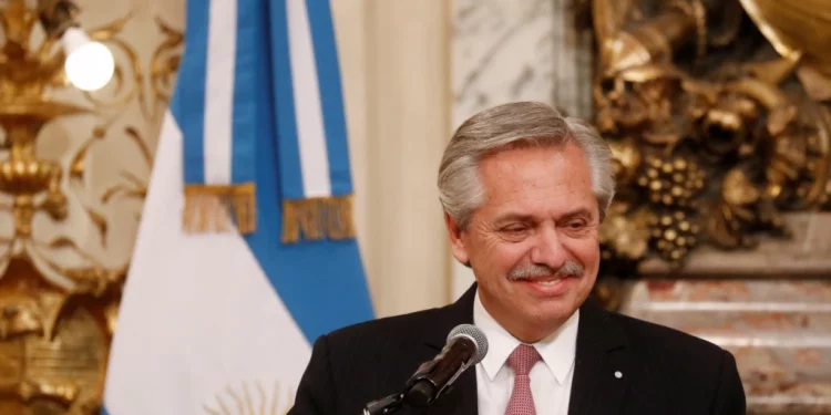 ¿Amenaza la crisis en Argentina el gobierno de Alberto Fernández?