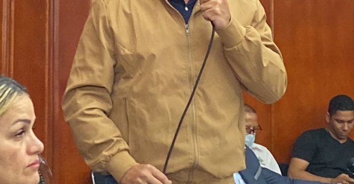 Carlos Molina del CLEC: «Esperamos que el objetivo de las Brigadas Comunitarias Militares de Educación no sea silenciar la debacle en el sistema educativo»
