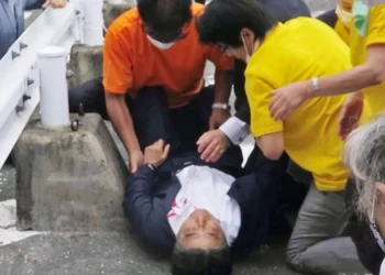 Japón: Ex primer ministro Shinzo Abe muere baleado en un ataque en un acto político (+ Video)