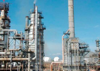Paraguana:  Fallas eléctricas ha dejado paralizada Refinería de Amuay