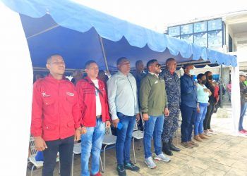 Alcalde de Morón conmemoró con acto cívico militar 211 años de Declaración de la independencia