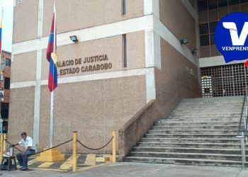 Carabobo: Protestaron frente al Palacio de Justicia tras el horrendo crimen de la médico Nardy Mora (+ Video)