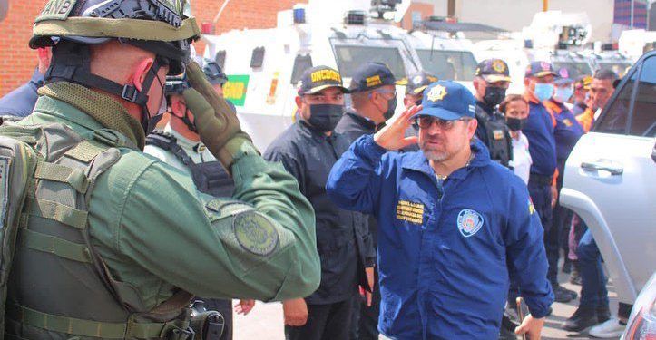Rafael Lacava a los comerciantes: «No se pongan a inventar porque las reglas están claras»