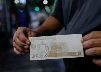 ¿Por qué se disparó el dólar en Venezuela en apenas unas horas?