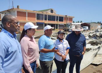 Zulia: Legisladores del Clez visitan a La Cañada de Urdaneta para inspeccionar daños causados por las lluvias