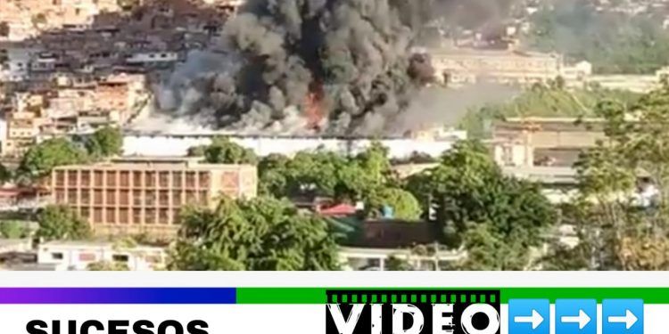 Caracas: Se registró un incendio en los depósitos del IVSS – Antímano