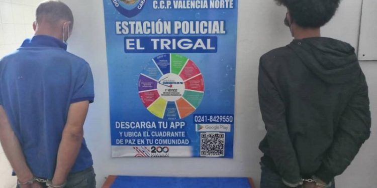 Carabobo: Capturados dos delincuentes en flagrancia robando viviendas en Valencia