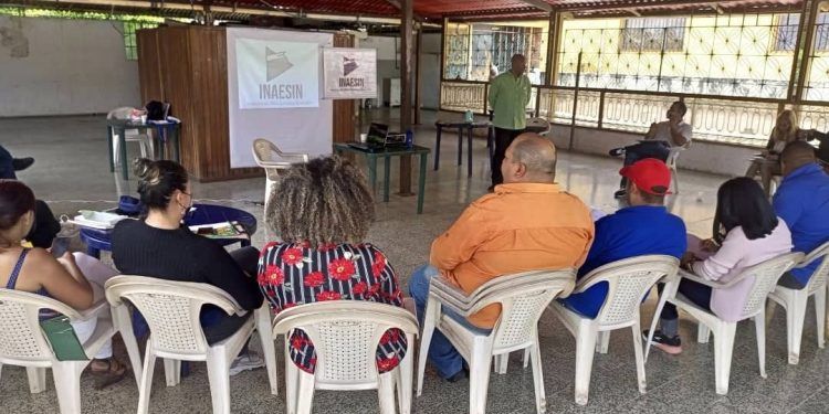 Caracas: Inaesin forma a líderes de 25 organizaciones sindicales sobre conflictividad laboral