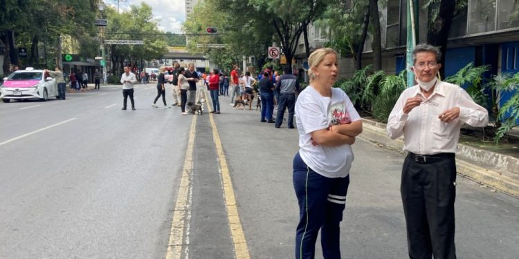 México: Sismo de 7,6 grados sacude al país, al menos reportan 2 muertos