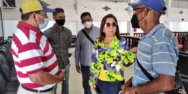 Bolívar:  Legisladora Zaida Vahlis rindió cuentas de su labor ante  CLEB