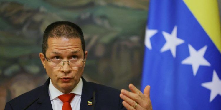 Caracas estima que la Administración Biden podría «enrumbar» las conversaciones tras los comicios