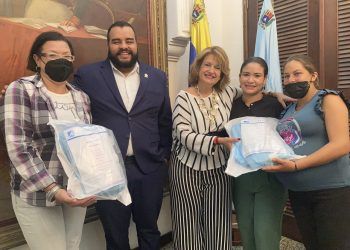 Zulia: Clez benefició con kits de parto a mujeres embarazadas