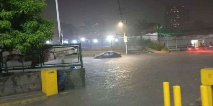 Guarenas y Guatire en emergencia este jueves tras intensas lluvias