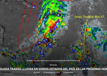 Alerta: 𝐕𝐚𝐠𝐮𝐚𝐝𝐚 ocasionada por la Onda Tropical 47 𝐬𝐞 𝐚𝐩𝐫𝐨𝐱𝐢𝐦𝐚 𝐚 𝐕𝐞𝐧𝐞𝐳𝐮𝐞𝐥𝐚 𝐞𝐧 𝐥𝐚𝐬 𝐩𝐫𝐨𝐱𝐢𝐦𝐚𝐬 𝐡𝐨𝐫𝐚𝐬 (+ Video)