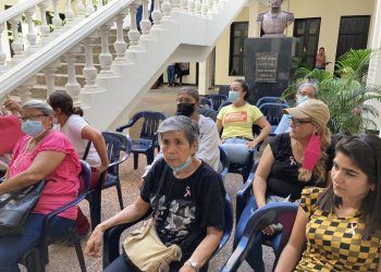 Clezulia realizó jornada médica especial de despistaje de cáncer de mama a trabajadoras jubiladas y activas