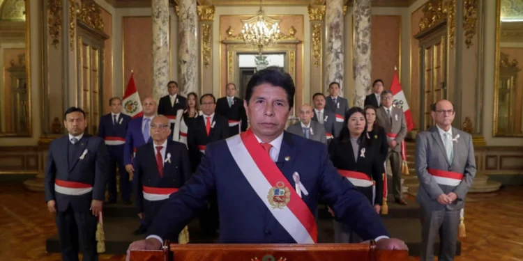 Presidente de Perú descarta renunciar: «Voy a terminar el período que el pueblo me otorgó»