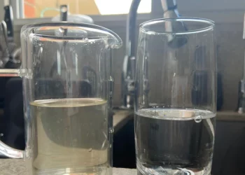 ¿Por qué llega agua turbia a algunos hogares de Venezuela?