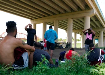 Venezolanos Varados en México piden asilo a Canadá