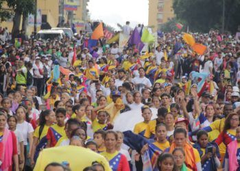 Venezuela: Más de 400 mil personas tomaron las calles en Marcha para Jesús (+ Imágenes)