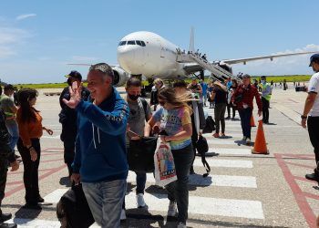 Turísmo: Arriba a Nueva Esparta vuelo con más de 400 rusos para conocer la Isla de Margarita (+ Video)