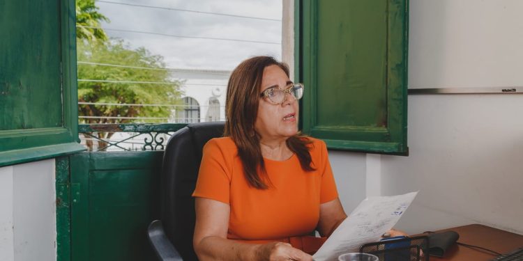 Bolívar: Apagones eléctricos en son producto de la negligencia del gobierno afirma legisladora Zaida Vahlis