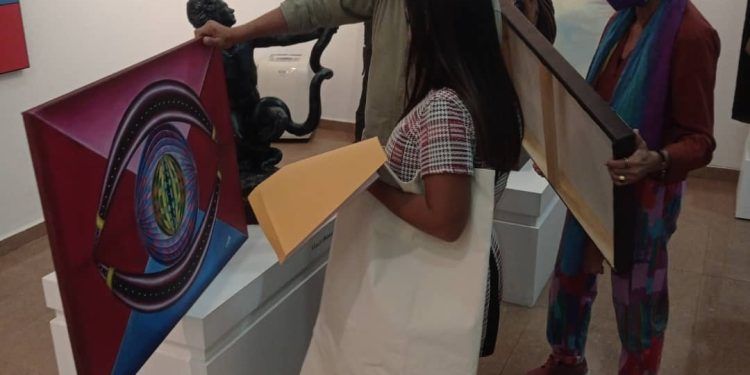 Concluida Jornada de Admisión de Obras para la XXXIII edición del Salón de Artistas Noveles Rotary de Valencia