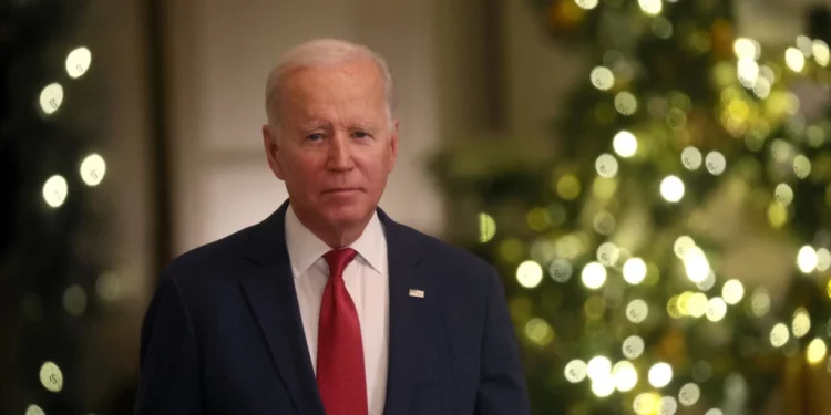 Biden envía mensaje de Navidad, «una temporada de esperanza»