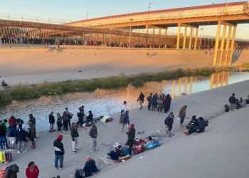 "No aguantamos más": venezolanos en la frontera resueltos a entrar a EEUU de forma ilegal