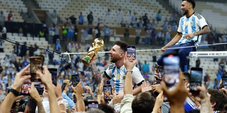 Argentina: Alberto Fernández | Primer presidente en la historia que no puede recibir a un equipo Campeón del mundo