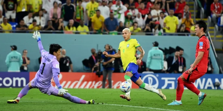 Brasil aplasta 4-1 a Corea del Sur y pasa a cuartos de final