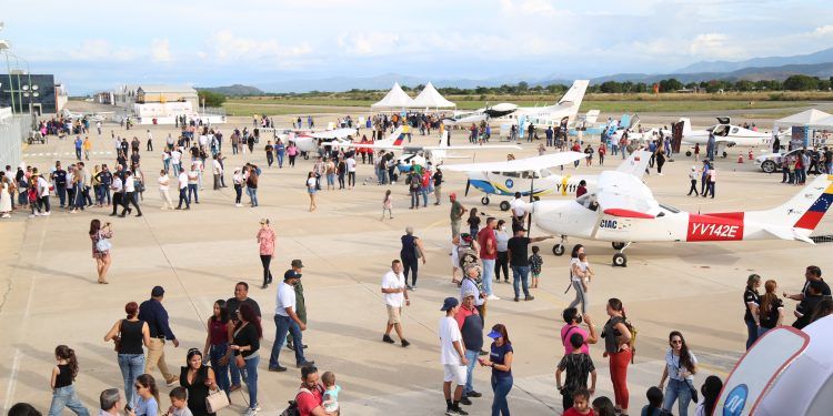 Más de dos mil personas disfrutaron de la Expoferia Carabobo Despega 2022