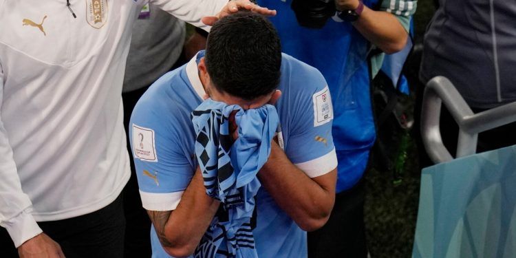 Uruguay vence 2-0 a Ghana en el Mundial, pero ambos equipos quedan eliminados