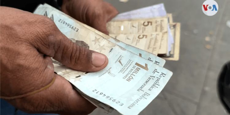 ¿Por qué una inflación de 234 % en Venezuela no es un logro, sino “muy mala noticia”?