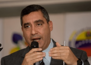 Reportan la liberación y destierro a España de exjefe de inteligencia de Chávez y Maduro