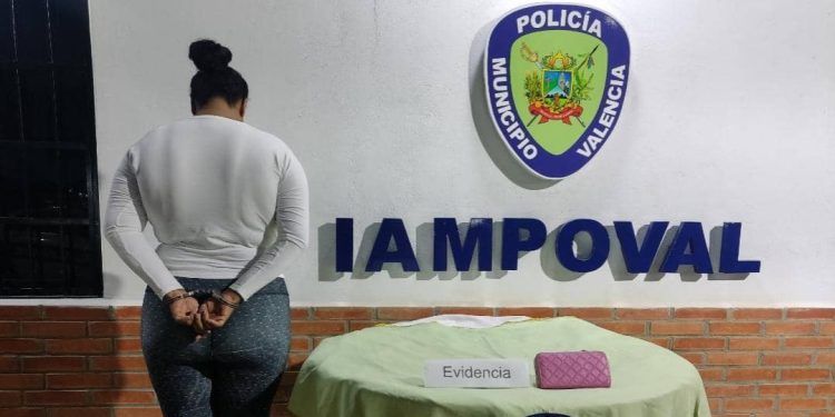 PoliValencia aprehendió a una mujer carterista que azotaba el sur de la capital carabobeña