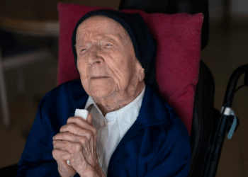 Fallece la persona más anciana conocida, una monja francesa