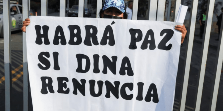 Perú amplía el estado de emergencia ante propagación de protestas
